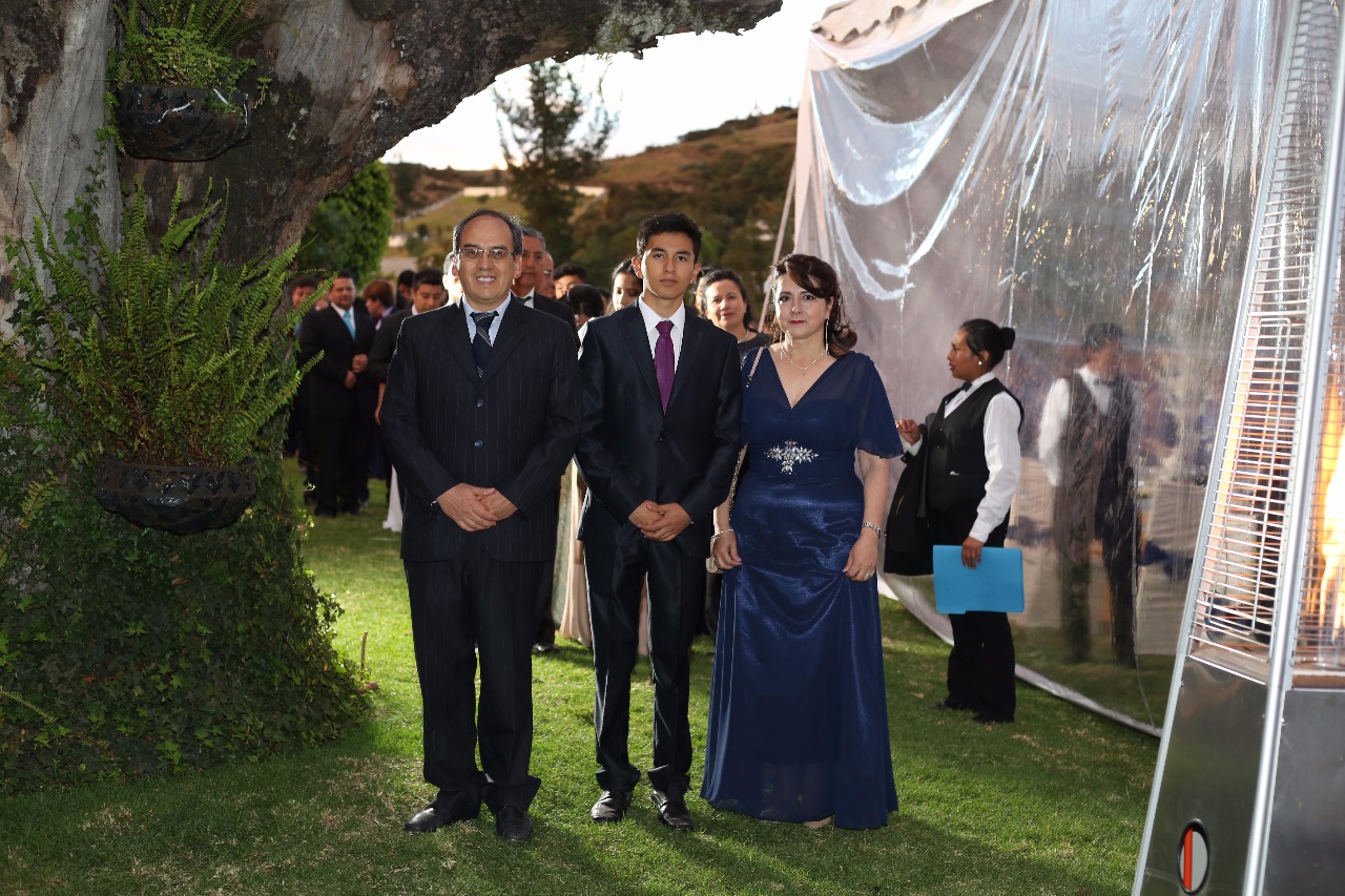 decoracion-para-graduaciones-en-quintas-de-quito-ecuador.jpg00001