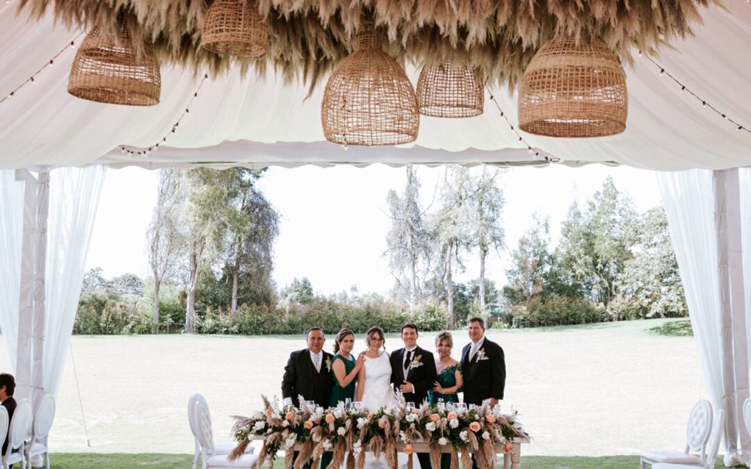 Decoración de Bodas y Eventos Lujosos de Alta Gama en Carchi – Humadi